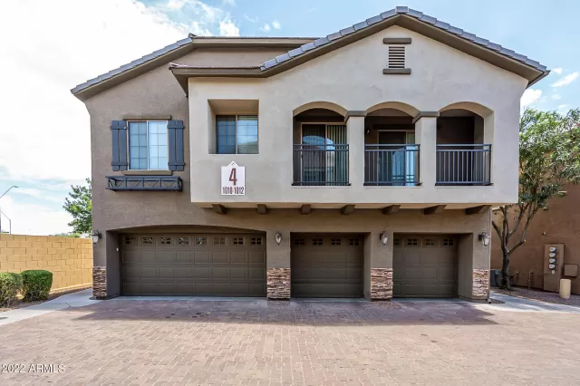 MLS: 6383592 Condo For Sale