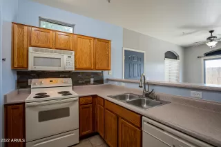 Photo #6: 6383592 Listing 