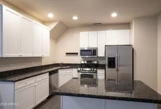 Photo #5: 6383675 Listing