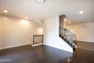 Photo #6: 6383675 Listing