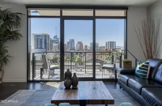 Photo #5: 6383756 Listing