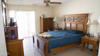 Photo #5: 6383821 Listing