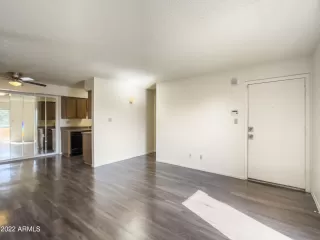 Photo #3: 6383911 Listing