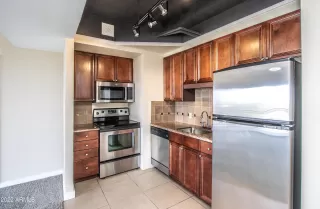 Photo #5: 6383949 Listing