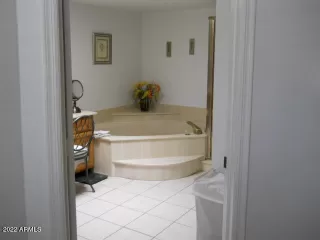 Photo #3: 6383960 Listing