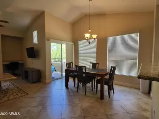 Photo #5: 6383986 Listing