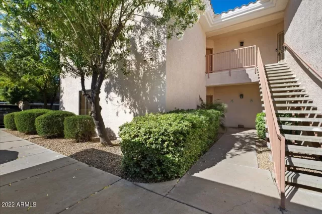 MLS: 6384048 Condo For Sale