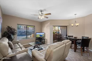 Photo #6: 6384048 Listing