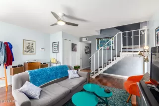 Photo #6: 6384120 Listing