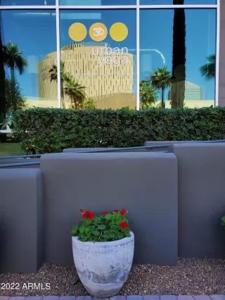 Photo #4: 6384229 Listing 