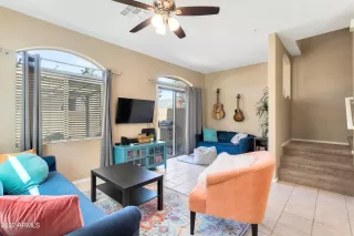 Photo #2: 6384261 Listing 