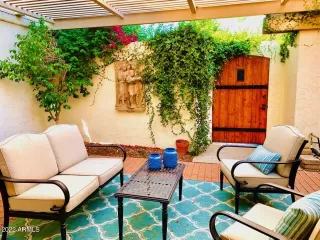 Photo #2: 6384300 Listing