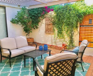 Photo #3: 6384300 Listing