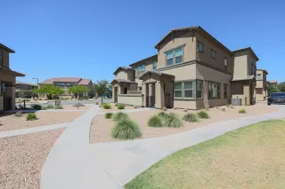 Photo #2: 6384469 Listing