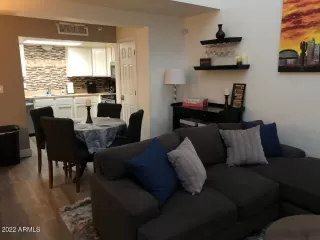 Photo #2: 6384584 Listing 