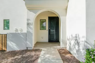 Photo #1: 6384670 Listing 