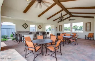 Photo #4: 6384670 Listing 