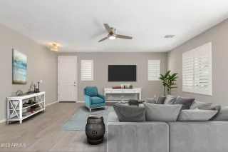 Photo #6: 6384670 Listing 