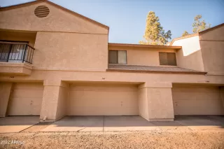 Photo #3: 6384756 Listing