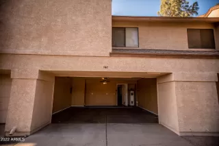 Photo #5: 6384756 Listing