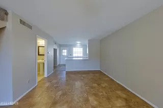 Photo #4: 6384795 Listing 