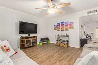 Photo #2: 6384796 Listing 