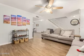 Photo #3: 6384796 Listing 