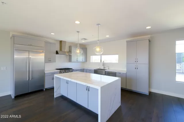 MLS: 6384873 Condo For Sale