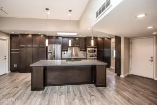 Photo #2: 6384980 Listing