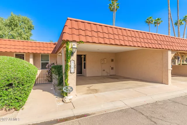 MLS: 6385303 Condo For Sale