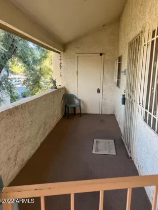 Photo #5: 6385321 Listing