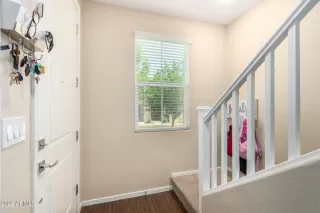 Photo #6: 6385336 Listing