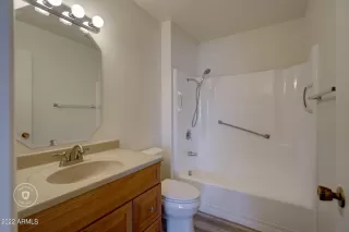 Photo #4: 6385354 Listing