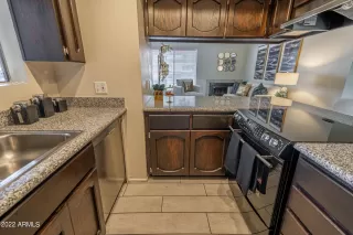 Photo #5: 6385450 Listing 