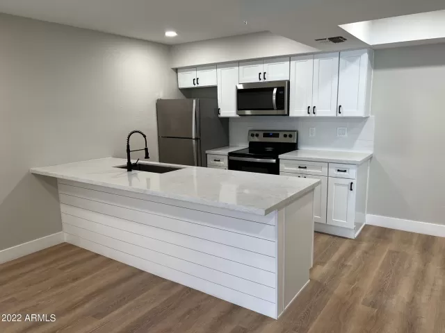 MLS: 6385534 Condo For Sale