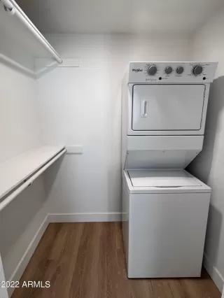 Photo #5: 6385534 Listing