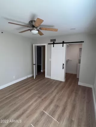 Photo #6: 6385534 Listing