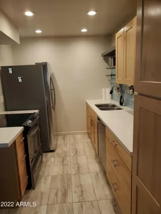 Photo #3: 6385540 Listing 