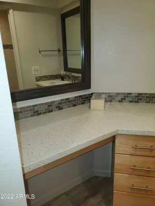 Photo #5: 6385540 Listing 
