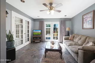 Photo #5: 6385699 Listing 