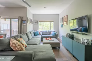 Photo #1: 6385773 Listing