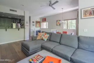 Photo #4: 6385773 Listing