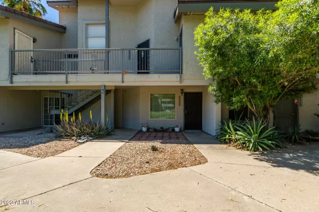 MLS: 6385939 Condo For Sale