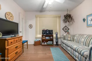 Photo #5: 6385939 Listing 