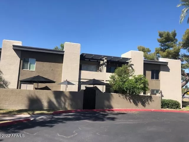 MLS: 6385948 Condo For Sale