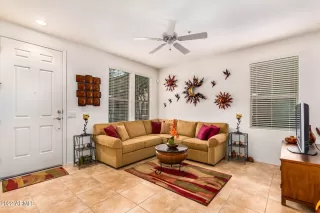 Photo #3: 6385950 Listing