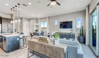 Photo #5: 6386020 Listing