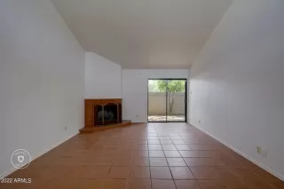 Photo #4: 6386558 Listing