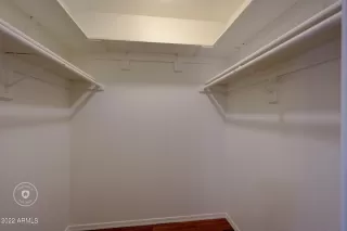 Photo #5: 6386558 Listing