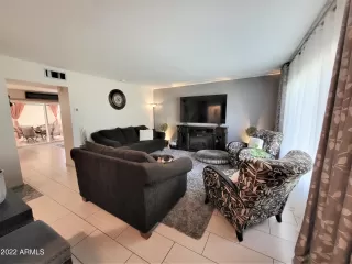 Photo #6: 6386661 Listing